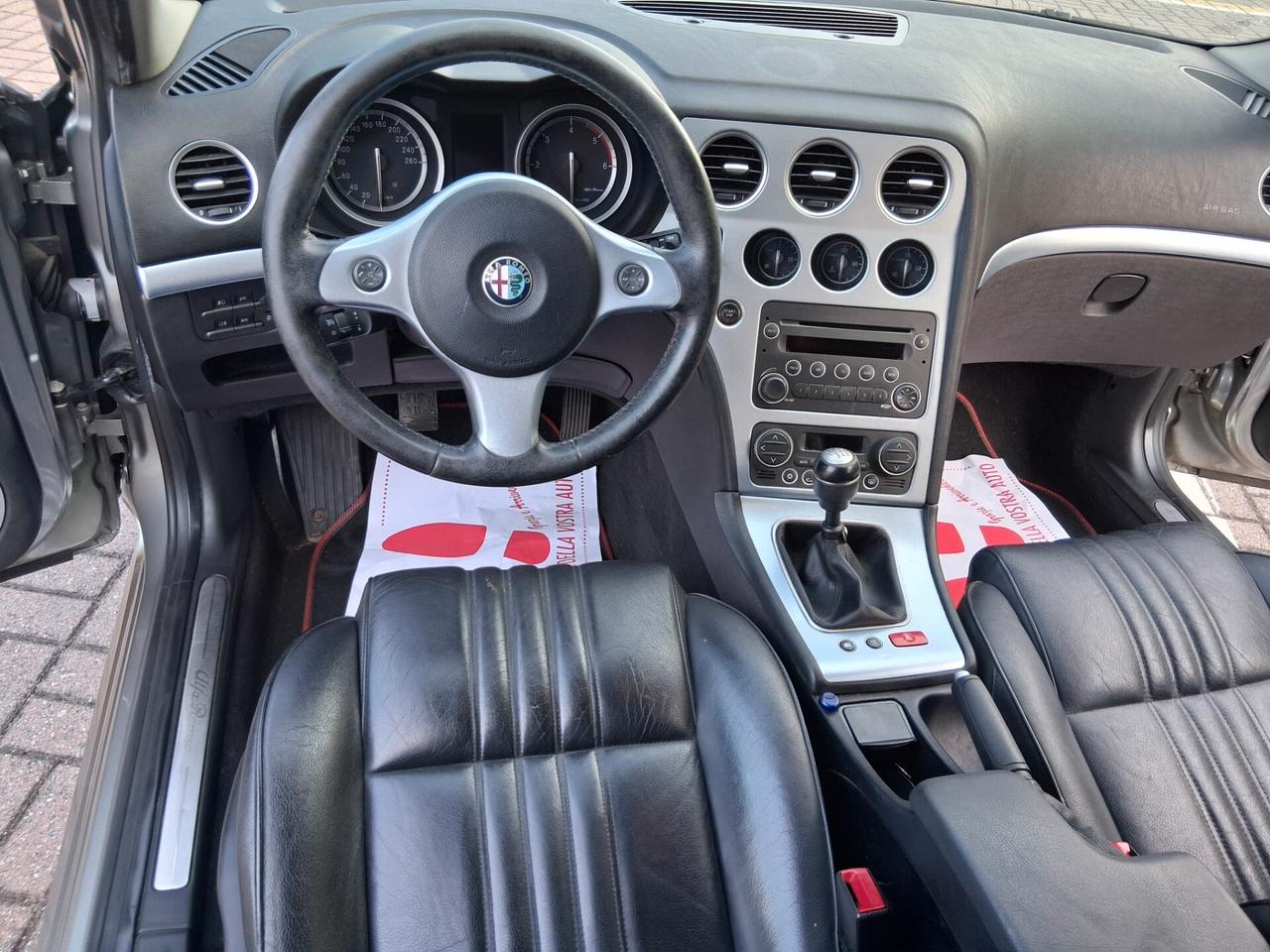 Alfa Romeo 159 1.9 JTDm 16V Sportwagon Distinctive