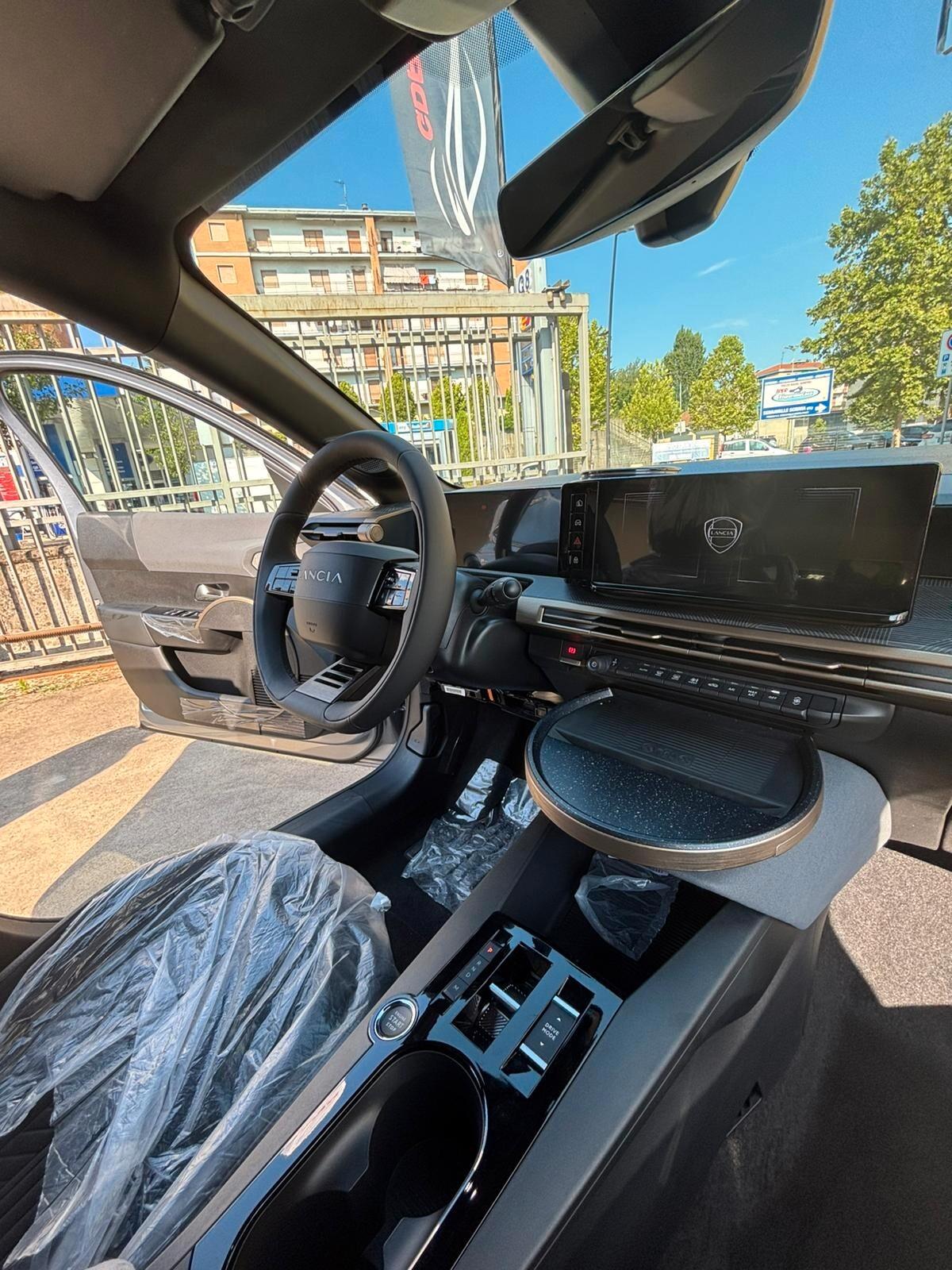 Lancia Ypsilon Hybrid e-DCT LX 1.2 100cv