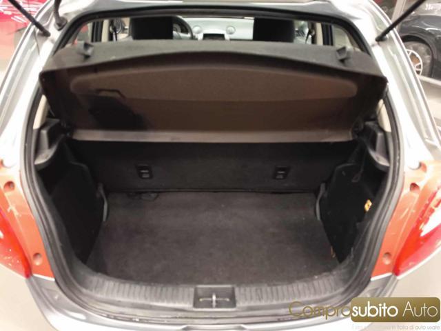 MAZDA 2 1.3 16V 75CV 5p. Easy Clima