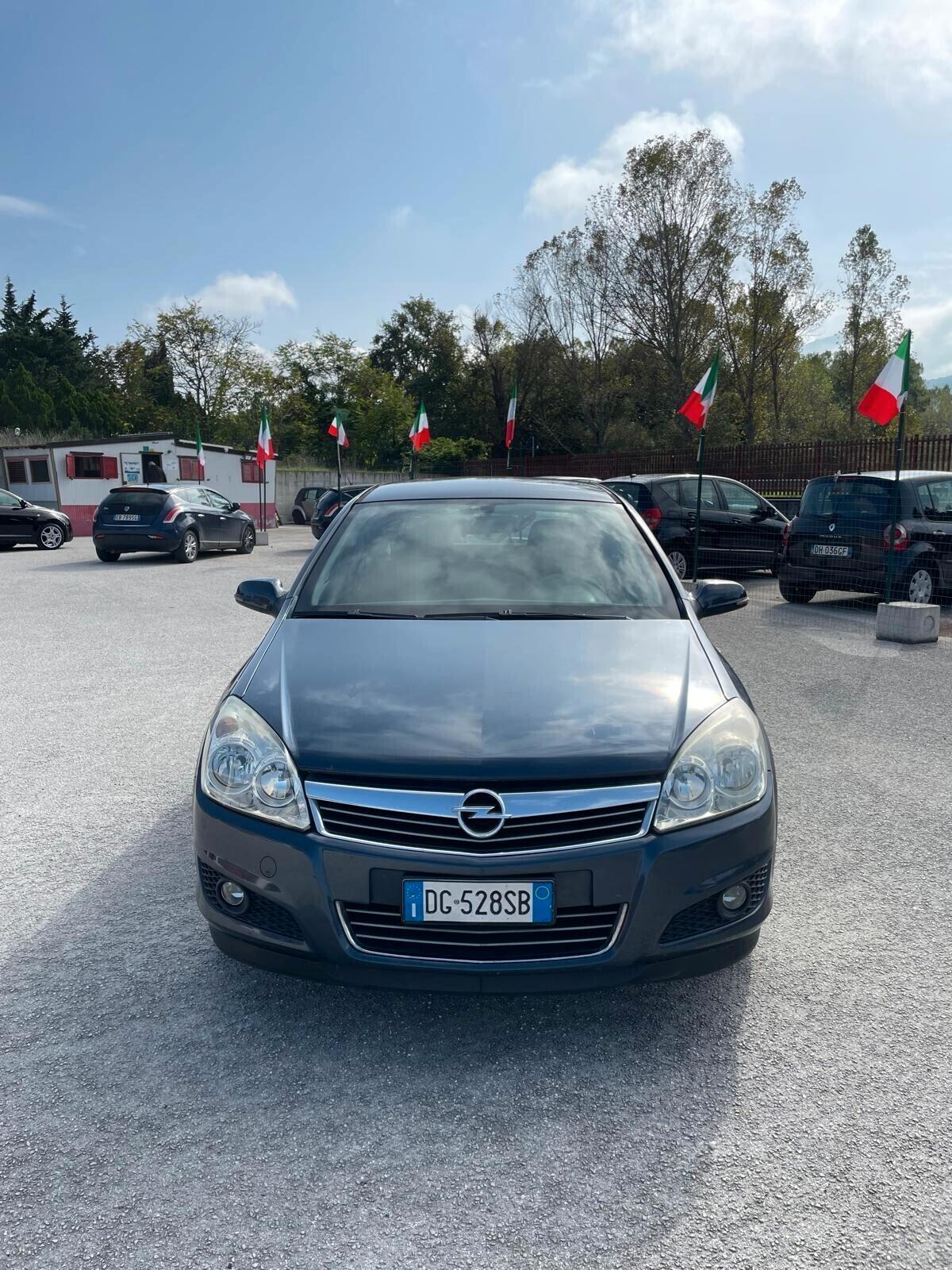 Opel Astra 1.7 CDTI 101CV 5 porte Cosmo