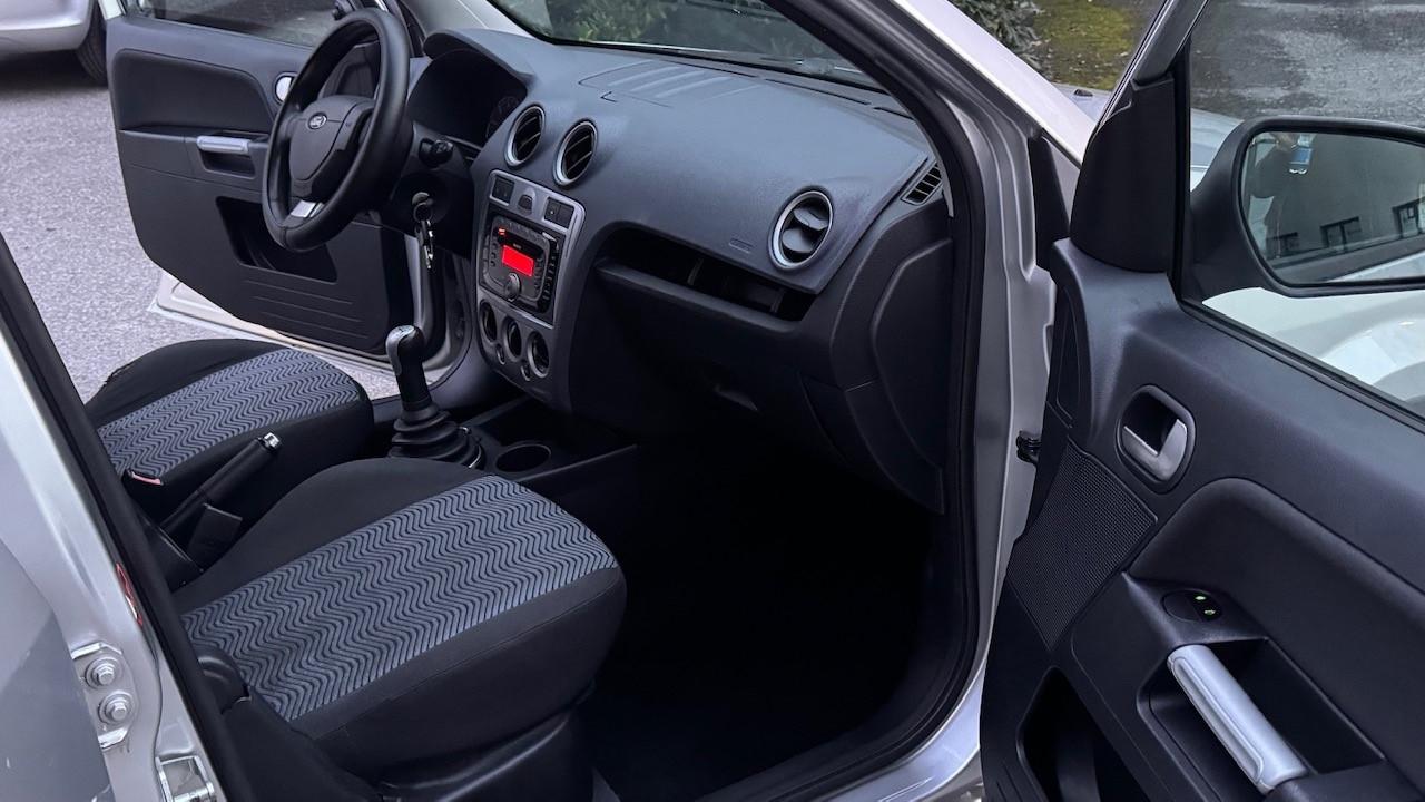 Ford Fusion UAV 1.4 16V 5p. Bz.- GPL