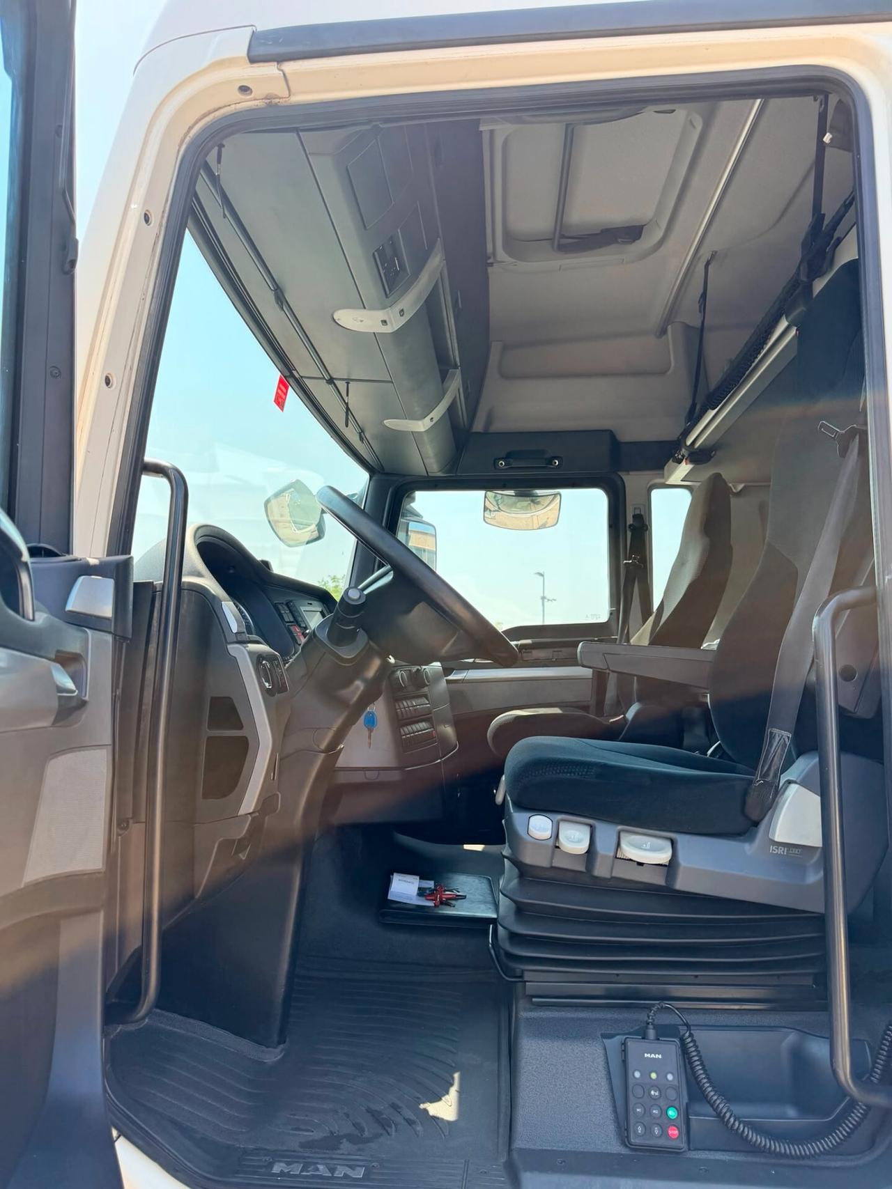 Man TGX 18.480 EURO 6 2017 in ADR completo