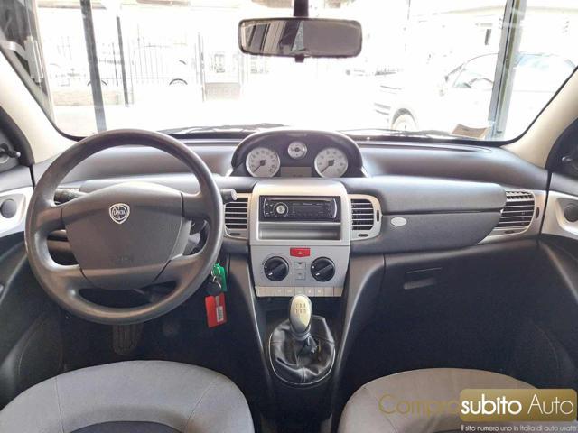 LANCIA Ypsilon 1.2 Argento