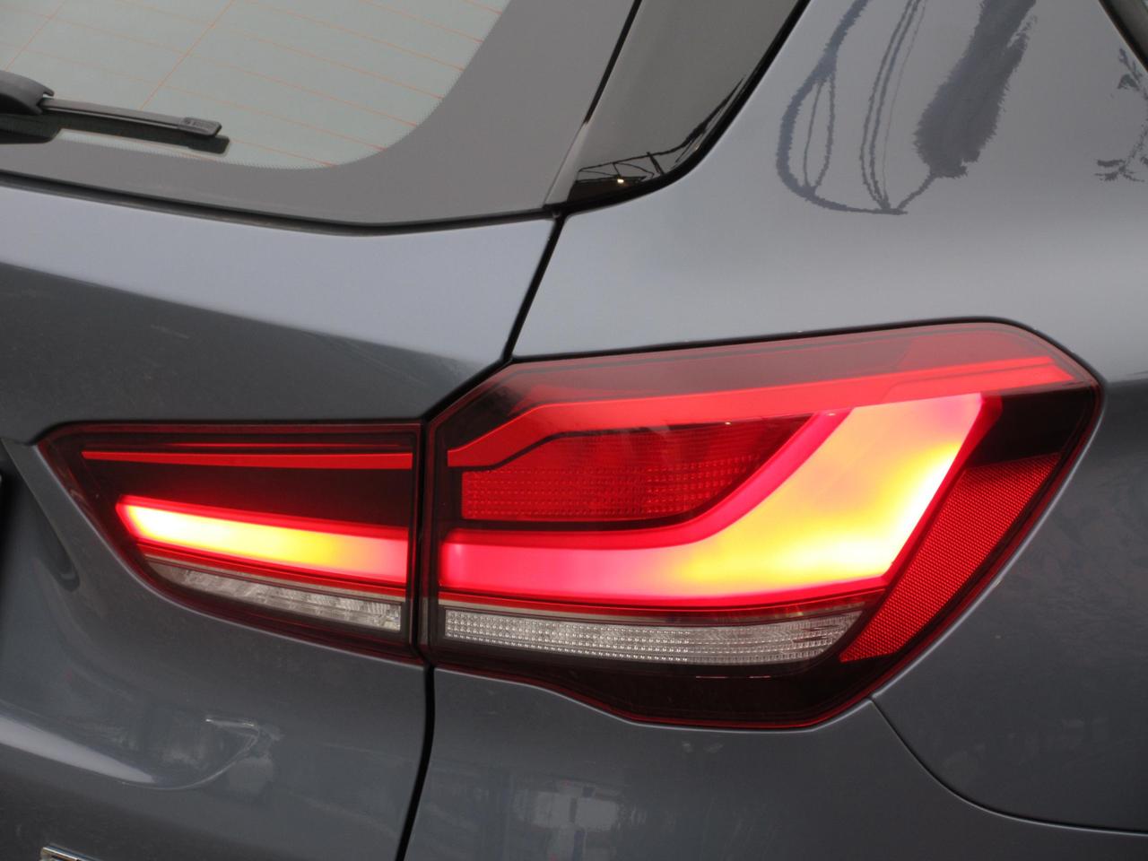 BMW X1 sDrive20d Business Advantage auto CAMERA/HEAD-UP