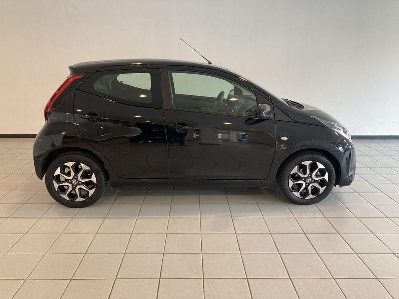 Toyota Aygo Aygo Connect 1.0 VVT-i 72 CV 5 porte x-fun