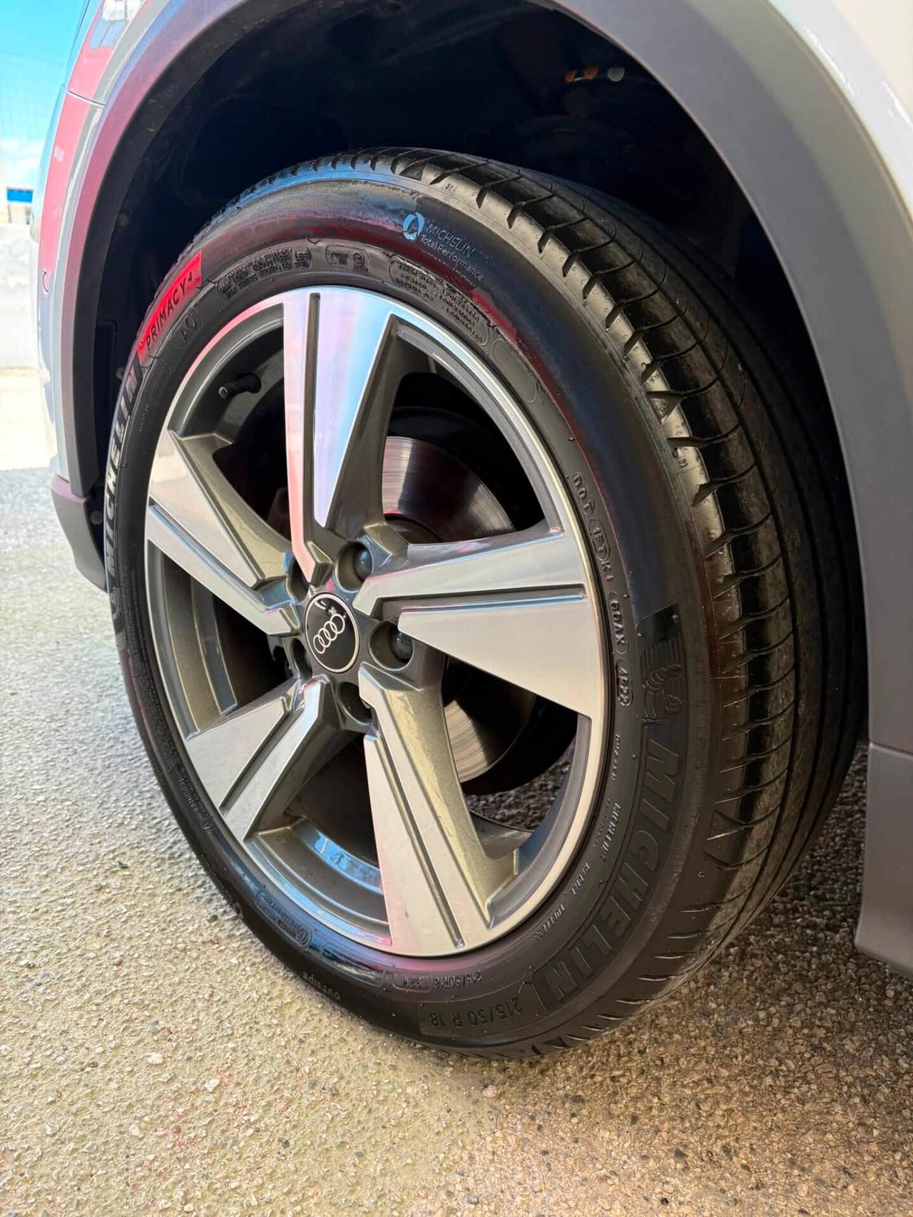 Audi Q2 30 TDI S tronic Business Advanced