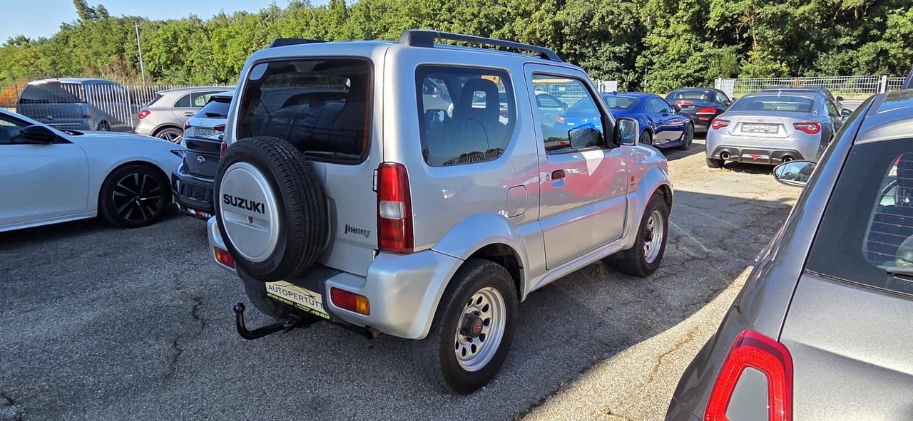 Suzuki Jimny 1.5 ddis VALUTO PERMUTA