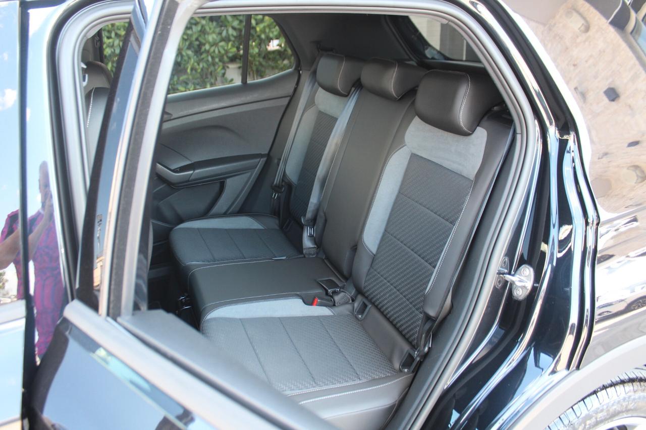 Volkswagen T-Cross 1.0 TSI 110 CV Sport