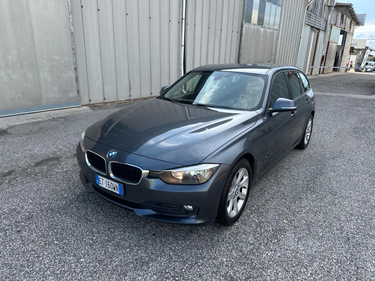 Bmw 320 320d Touring Luxury comenuovo autom