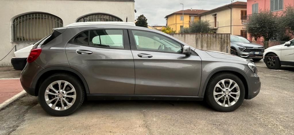 Mercedes-Benz GLA 180 CDI 109 CV DCT