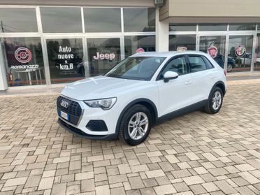 Audi Q3 35 TDI S tronic Business