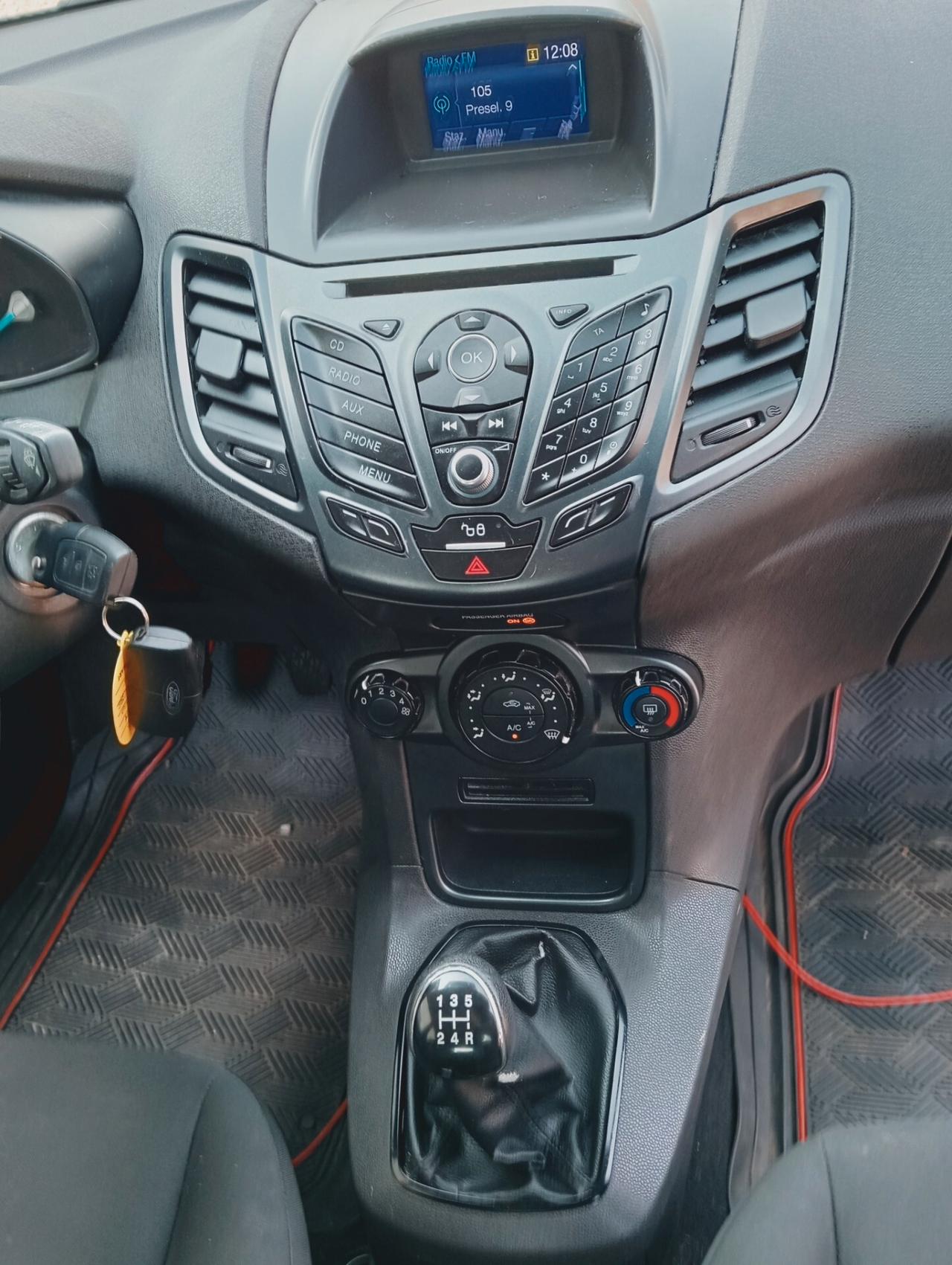 Ford Fiesta 1.4 5p. Bz.- GPL Titanium