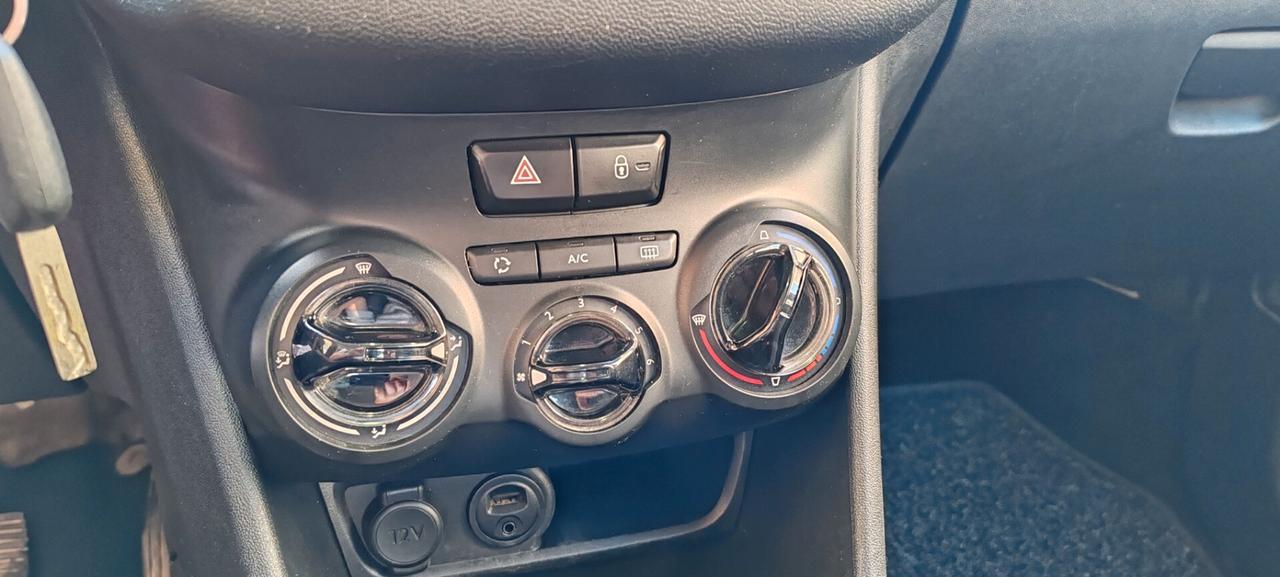 Peugeot 208 1.4 VTi 95 CV 5p. GPL ACCESS 3500€