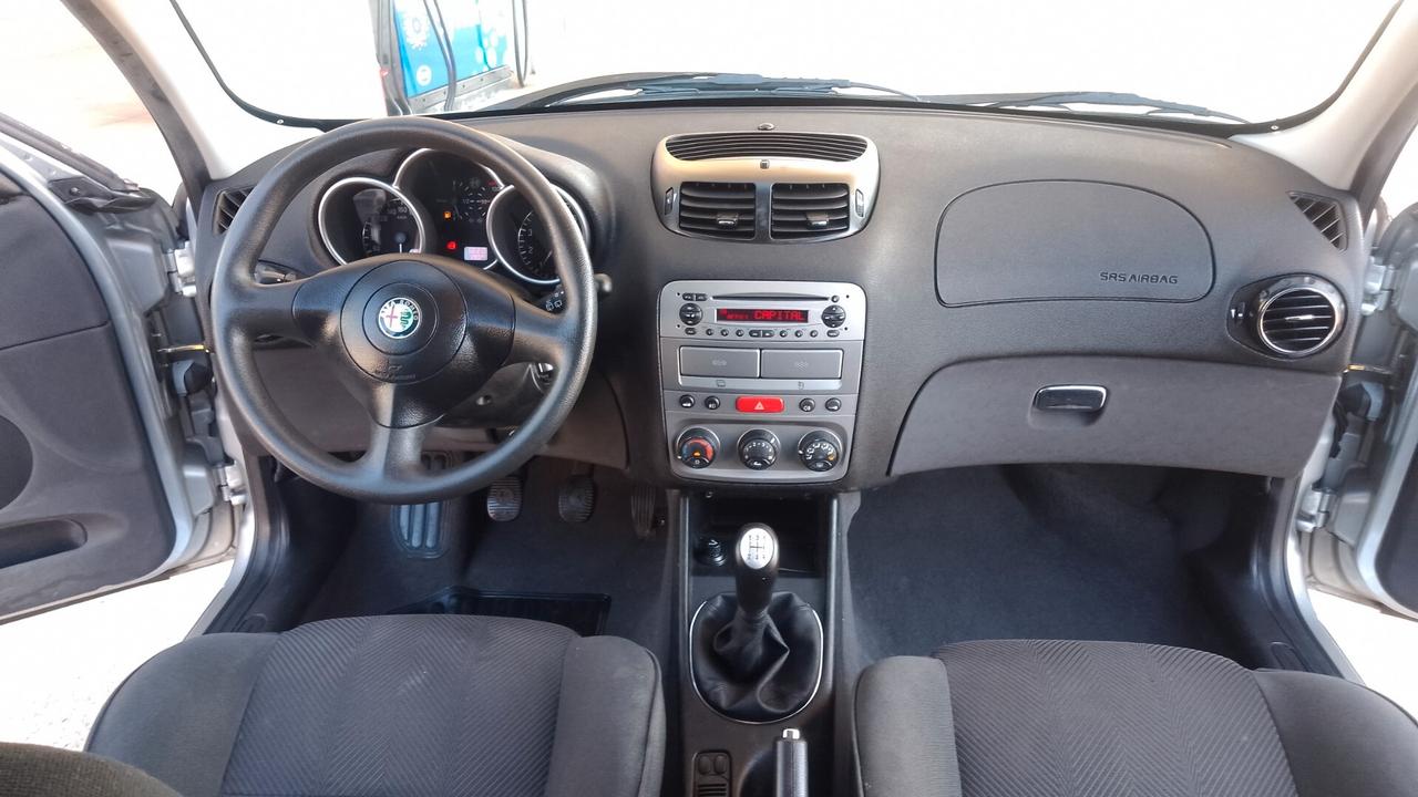 Alfa Romeo 147 1.6i 16V T.S. 84milakm Neop 5 p 03
