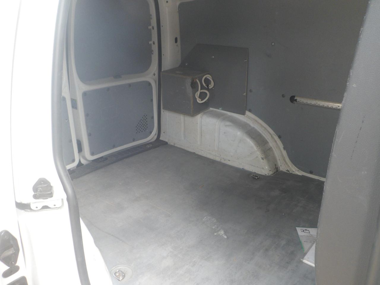 Volkswagen Caddy furgone