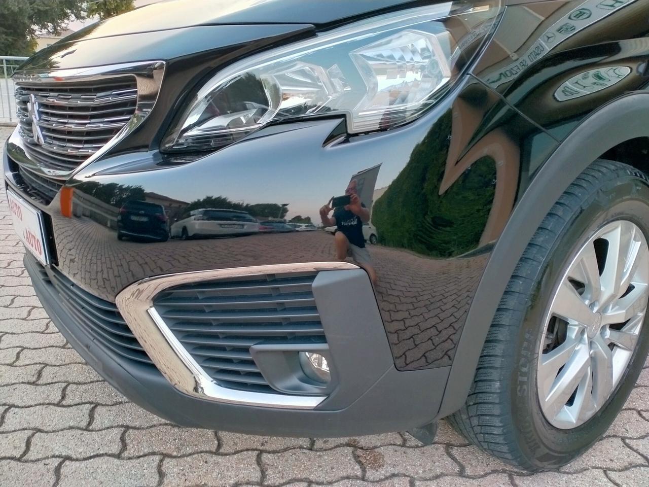 Peugeot 5008 1.5 BLUEHDI 130CV S&S EAT8 AUTOM. NAVI MODEL YEAR '20