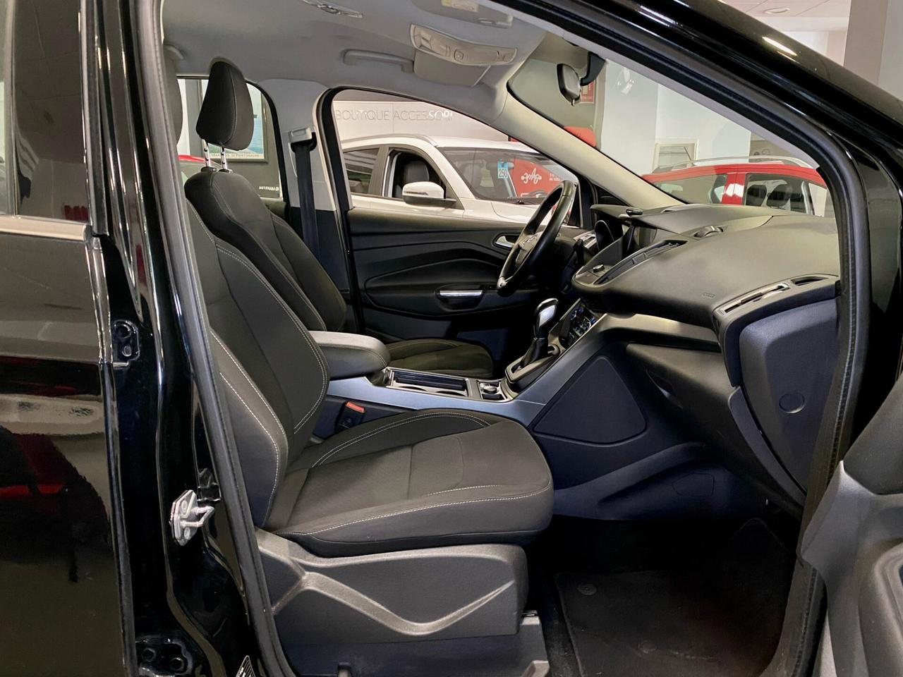 Ford Kuga 2.0 TDCI 120 CV S&S 2WD Powershift Business