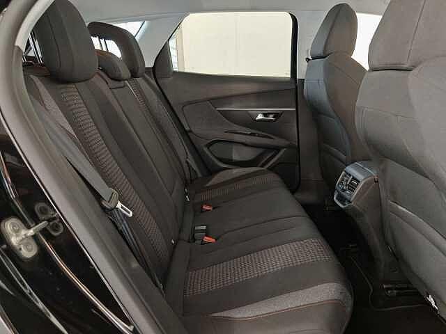 Peugeot 3008 BlueHDi 130 S&S Active