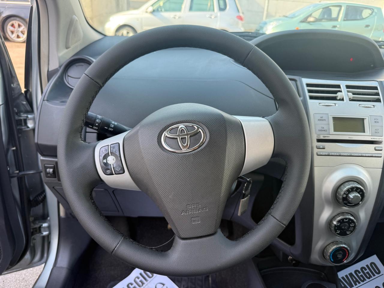 Toyota Yaris 1.4 Diesel Automatica