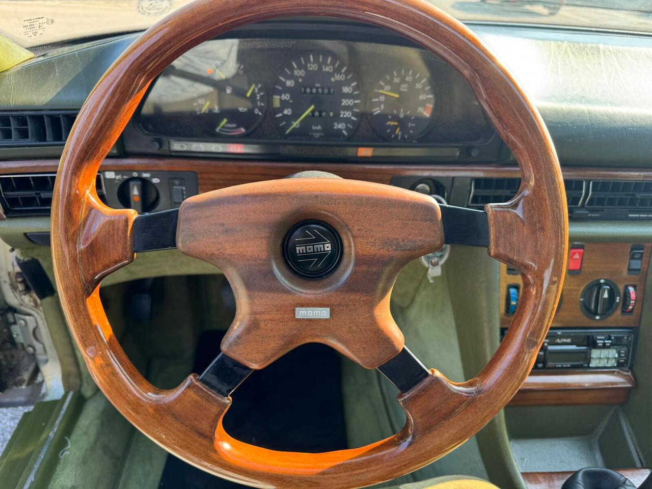 Mercedes-benz S-Series 280 SE