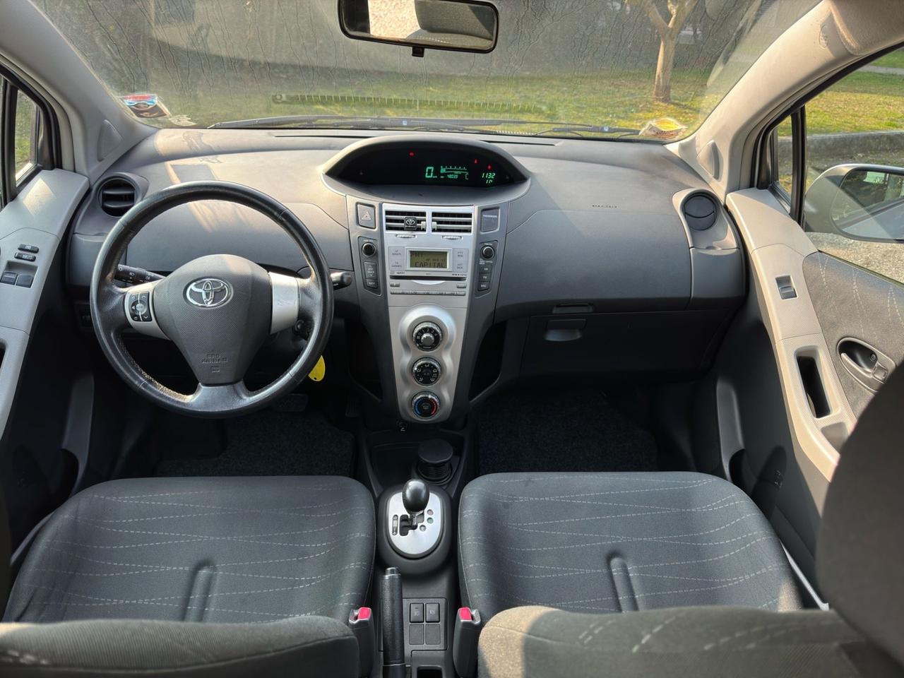 Toyota Yaris 1.3 Benzina cambio AUTOMATICO