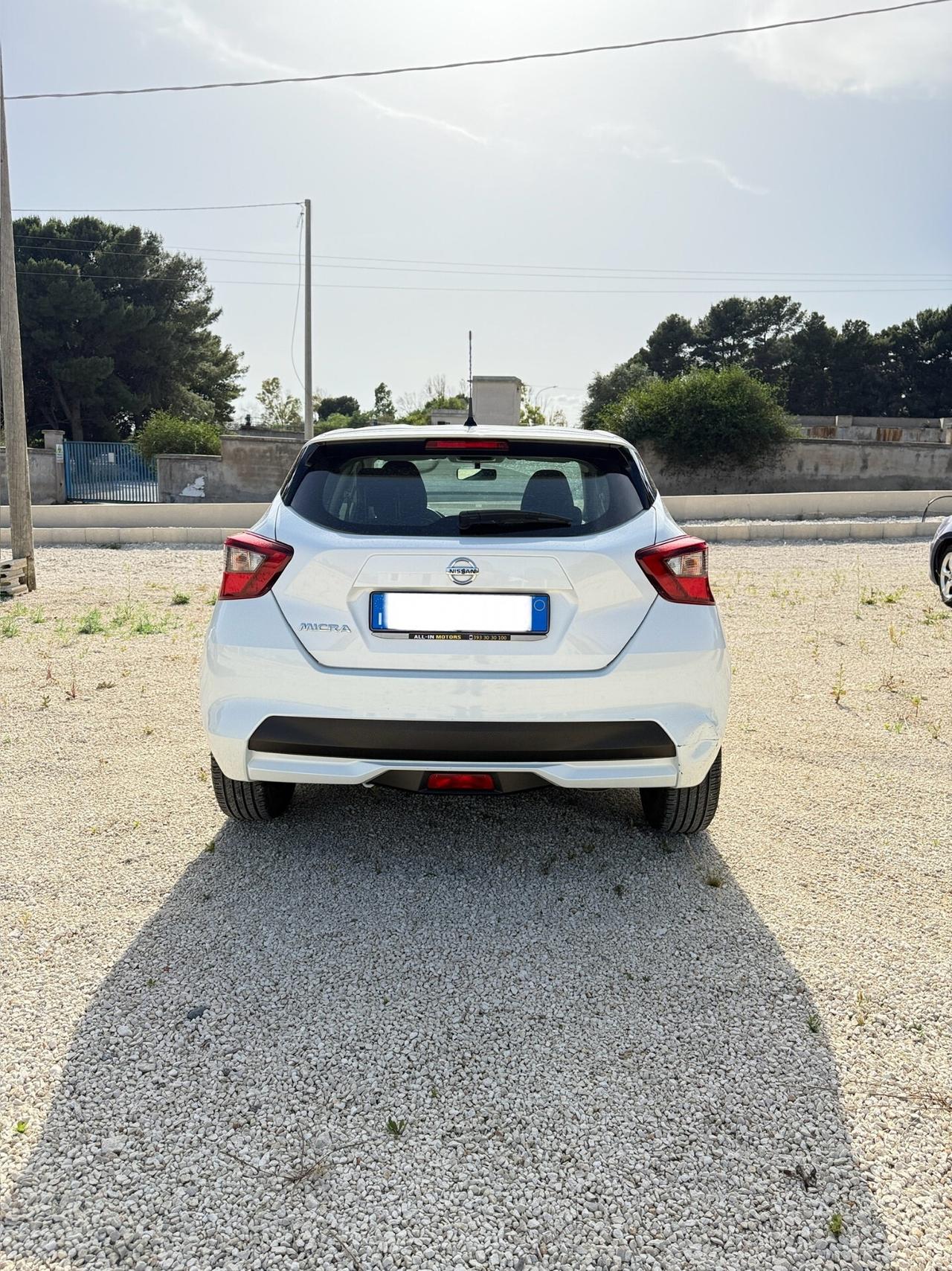 NISSAN Micra Tekna 1.0 71cv 2017 quinta serie 5 porte