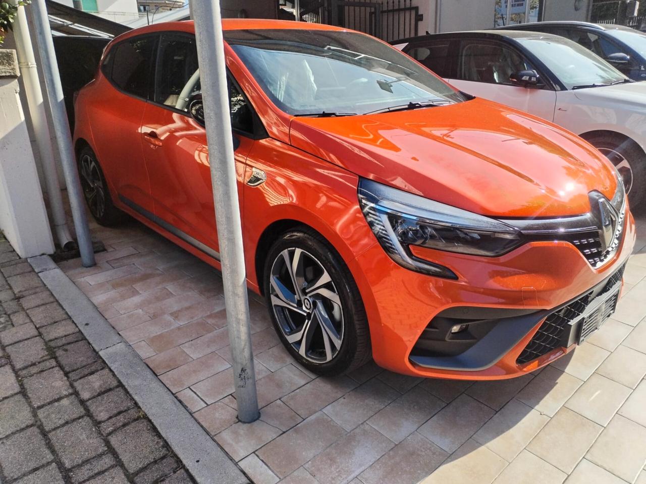 Renault Clio Full Hybrid E-Tech 140 CV 5 porte R.S. Line