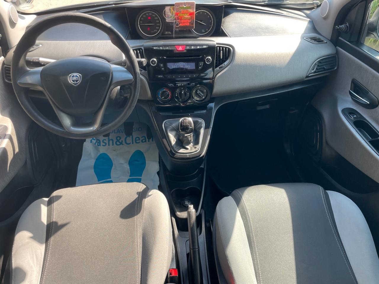 Lancia Y Ypsilon 1.2 GPL NUOVO Gold FULL 126.000 KM! TAGLIANDATA NEOPATENTATI