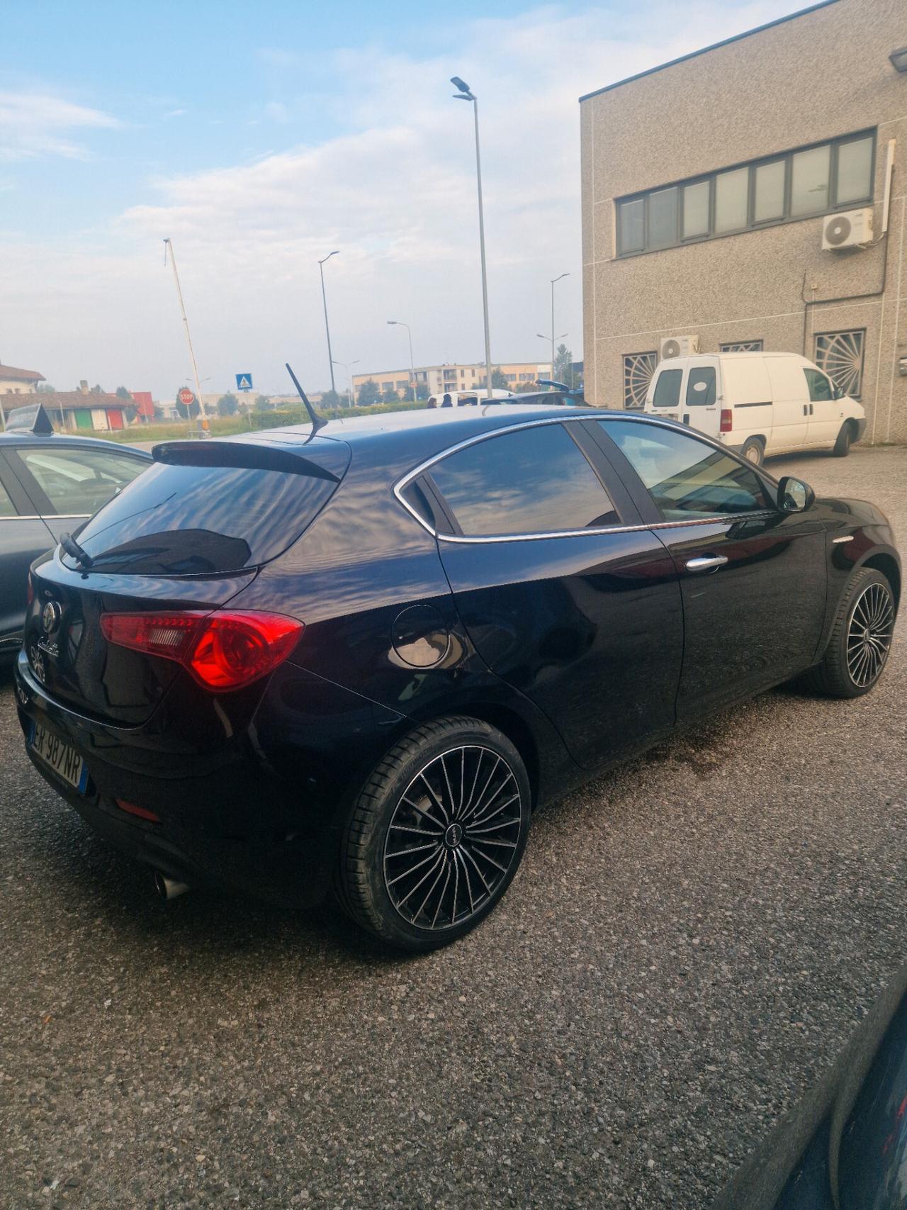 Alfa Romeo Giulietta 2.0 JTDm-2 170 CV TCT Distinctive