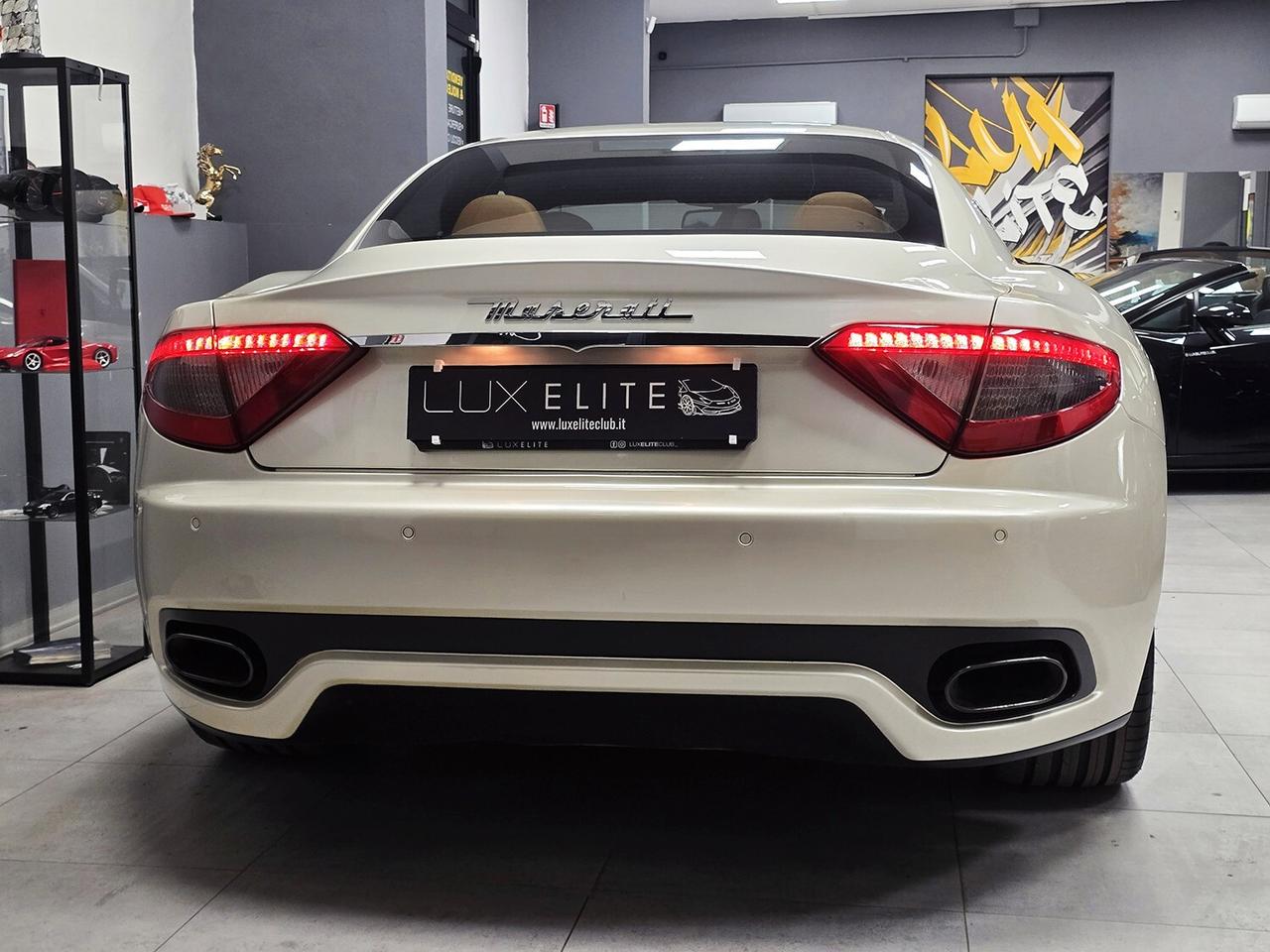 Maserati GranTurismo 4.7 S V8 CAMBIOCORSA_BIANCO FUJI_GARANZIA 12 MESI