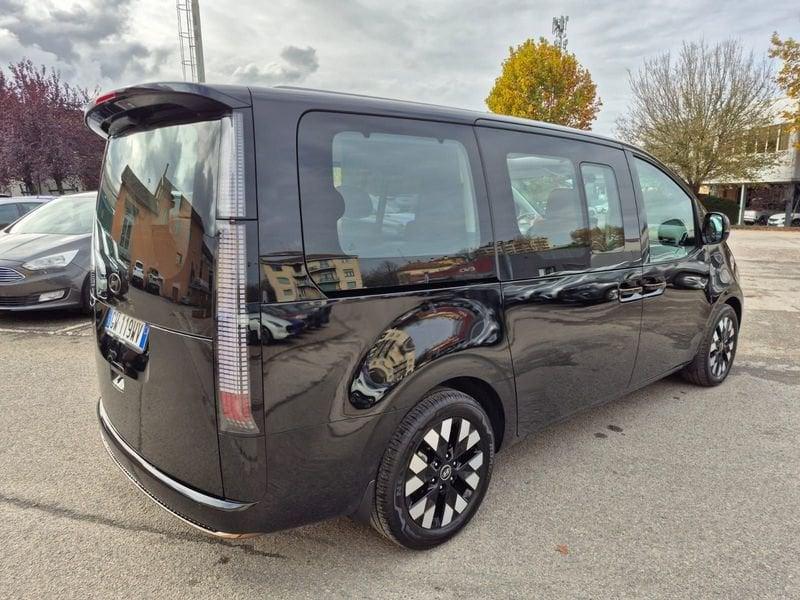 Hyundai Staria Staria 1.6 hev Luxury 2wd auto