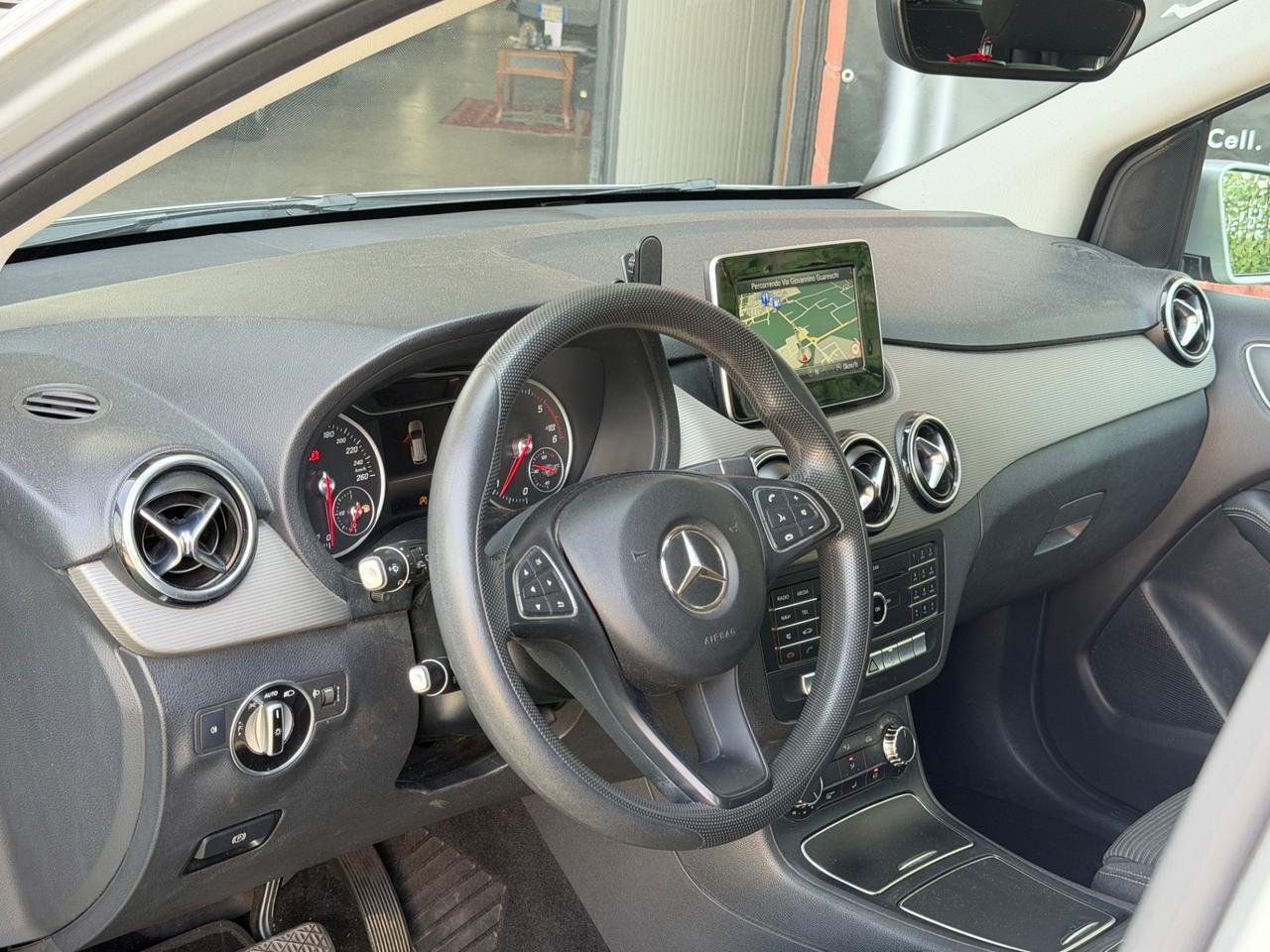 Mercedes-benz B 180 d Automatic Premium