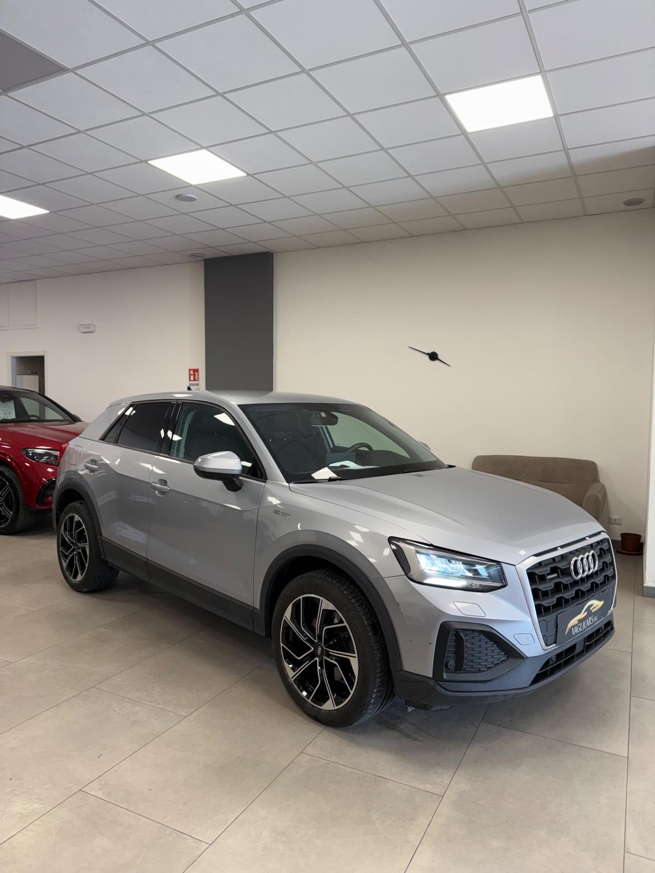 Audi Q2 35 TDI S tronic Business Advanced
