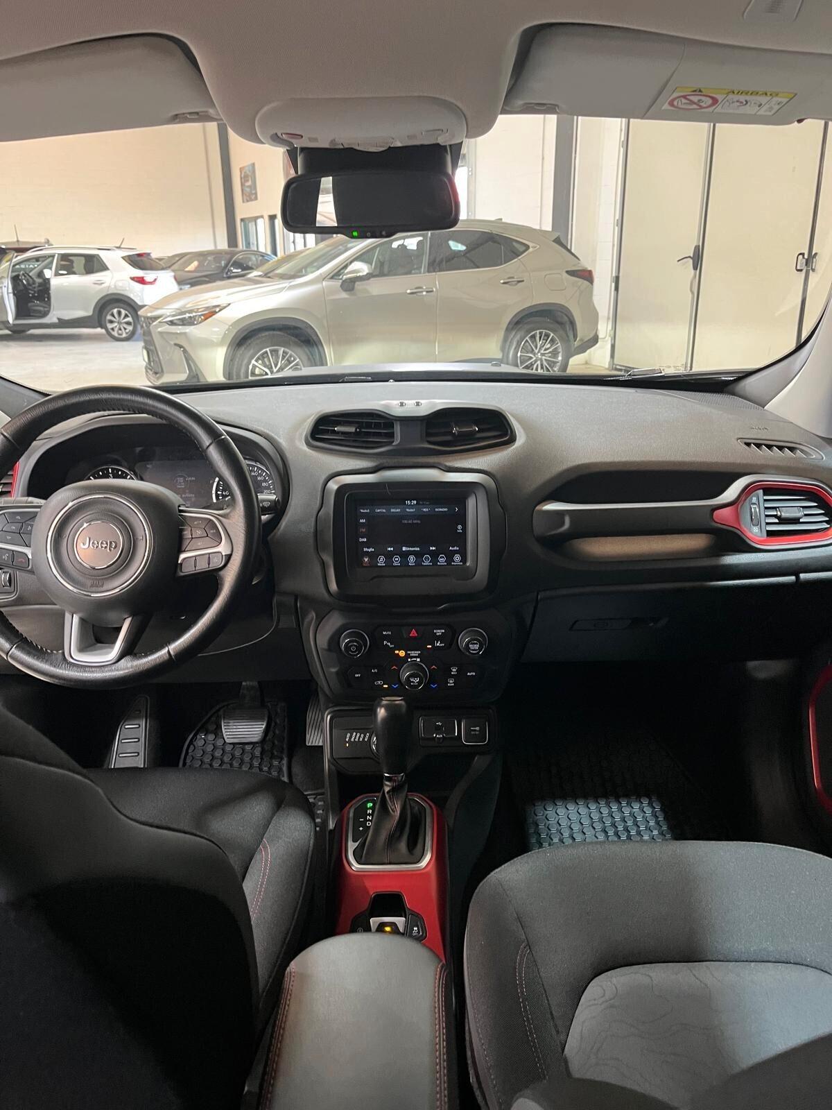 Jeep Renegade TRAILHAWK