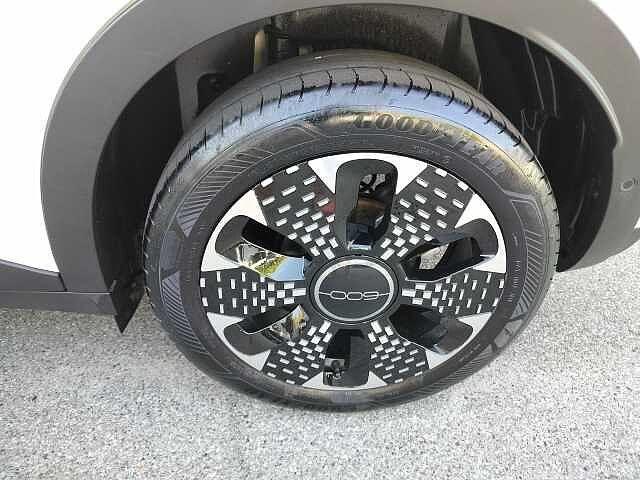Fiat 600 Hybrid Hybrid 110 CV DCT MHEV La Prima