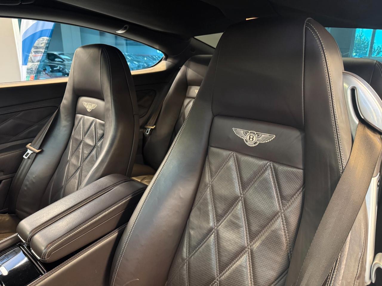 Bentley Continental GT 6.0 Speed - 610CV