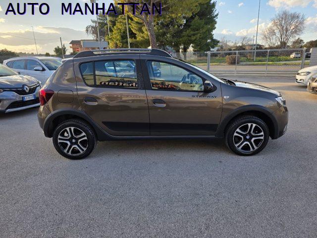 DACIA Sandero Stepway 1.5 Blue dCi 95CV 15th Anniversary