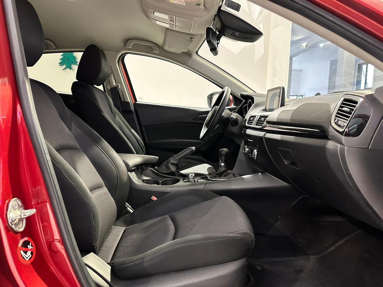 Mazda 3 Mazda3 1.5 Skyactiv-G Evolve