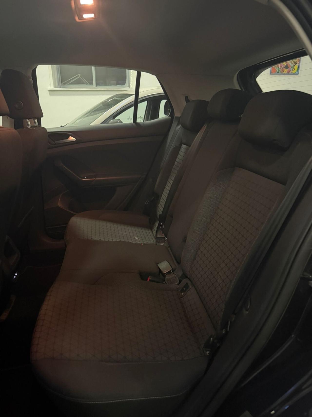 Volkswagen T-Cross 1.0 TSI 110 CV DSG Advanced