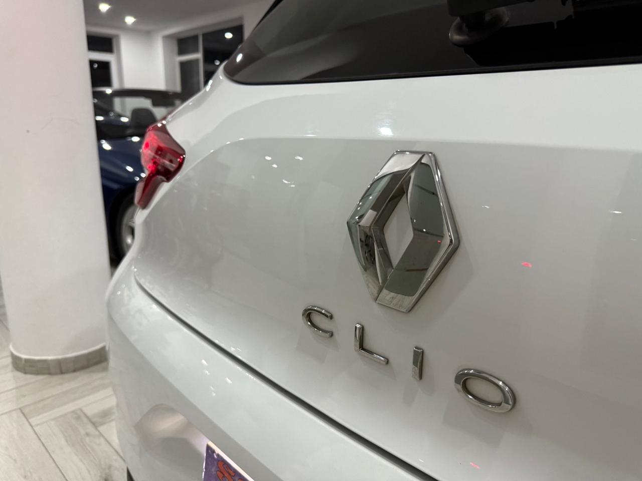 Renault Clio TCe TURBO90CV 5P INTENS NAVI/FULL LED2022