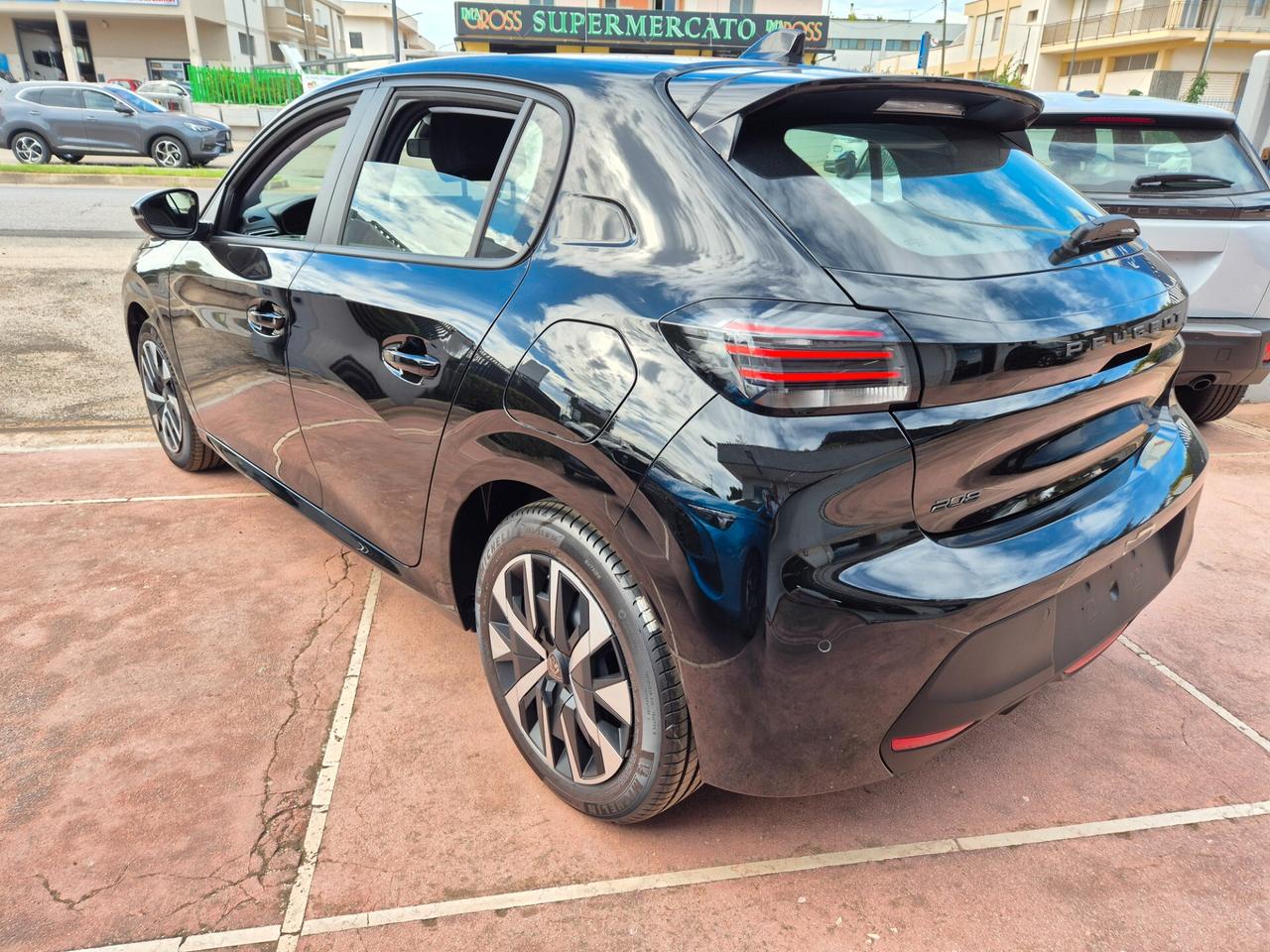 Peugeot 208 PureTech 75 CV STYLE