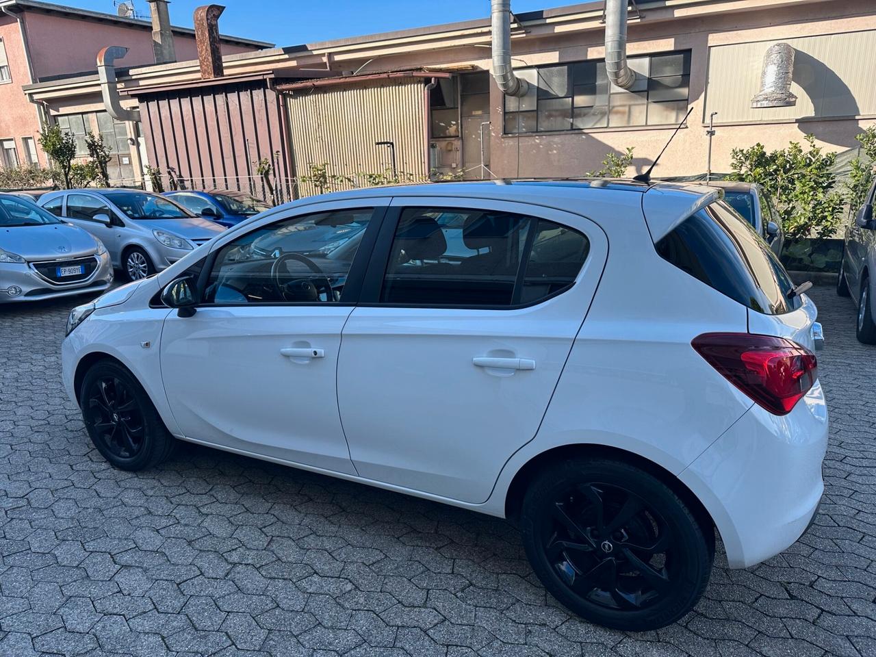 Opel Corsa 1.2 5 porte Innovation*EURO6*NEOPATENTATI