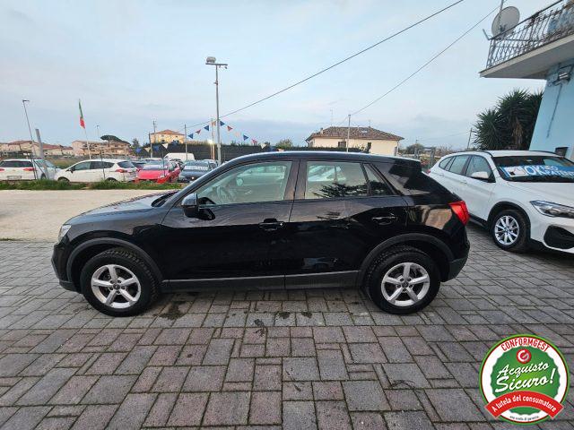 AUDI Q2 30 TDI Business