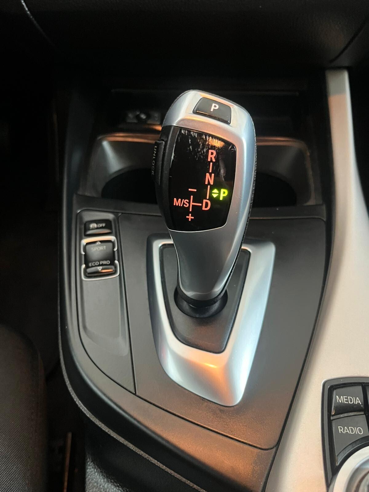 Bmw 120 120i 5p. Advantage