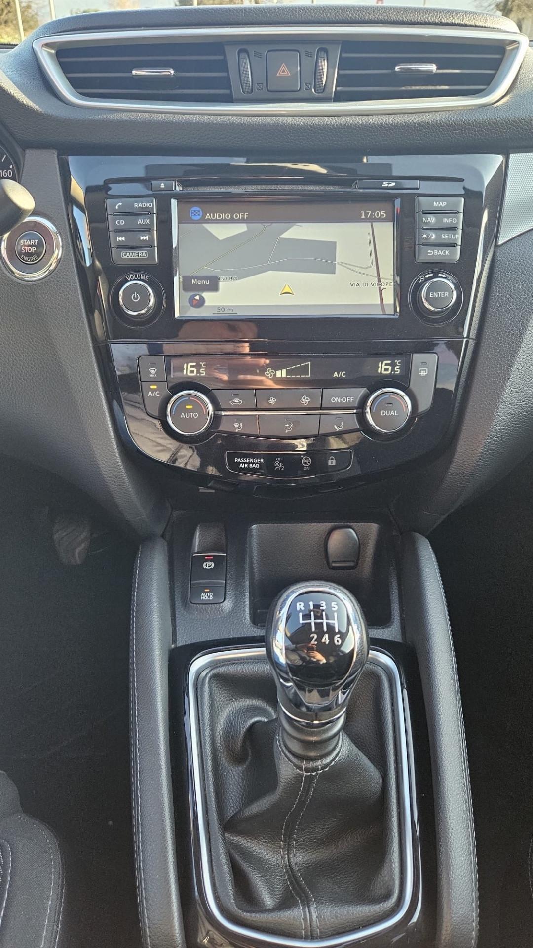 Nissan Qashqai 1.5 dCi N-Connecta + TETTO