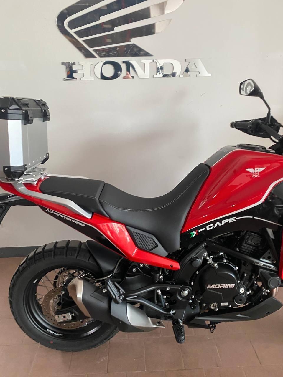 Moto Morini X-Cape 649