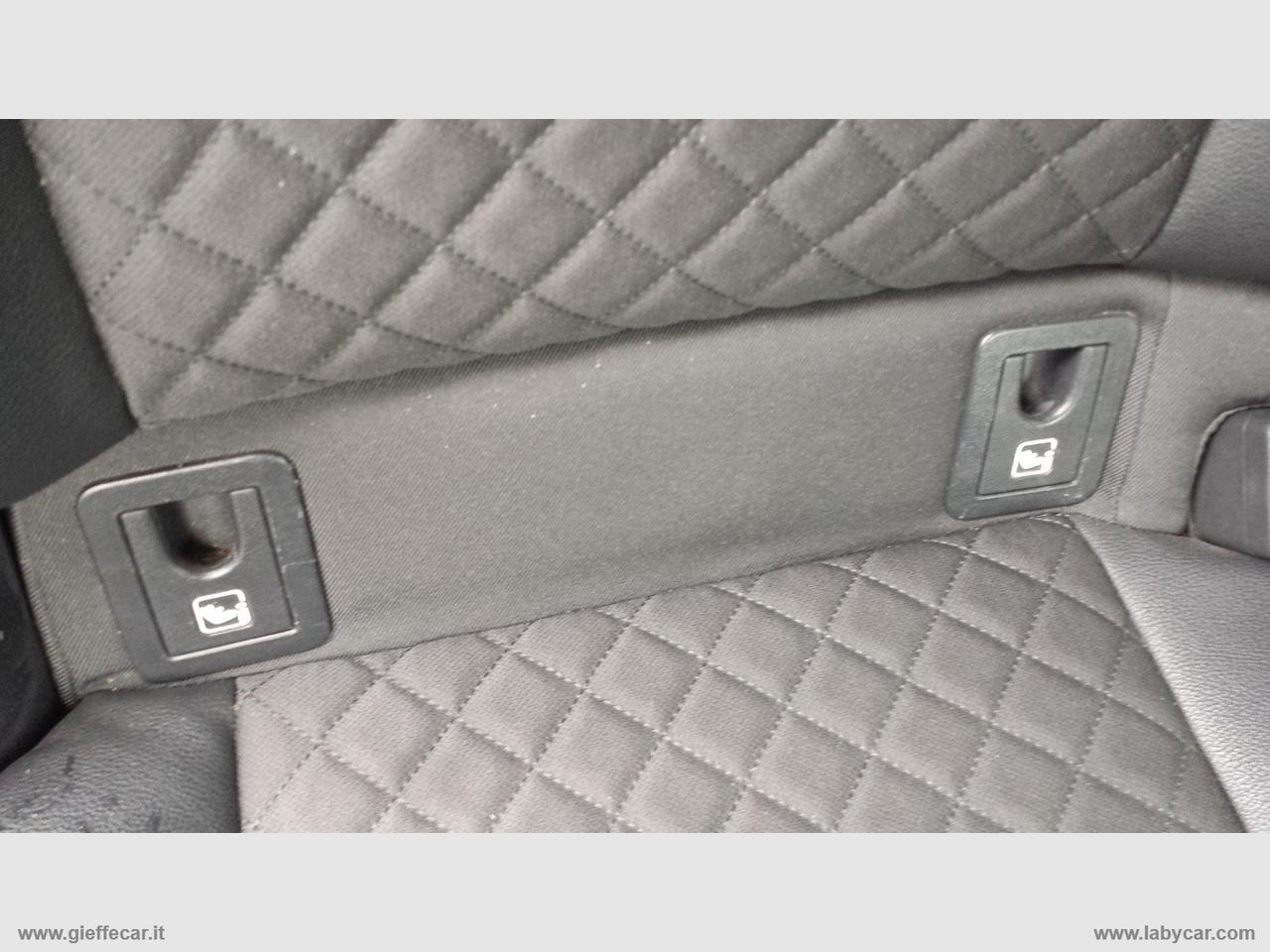 TOYOTA C-HR 1.8 Hybrid E-CVT LOUNGE