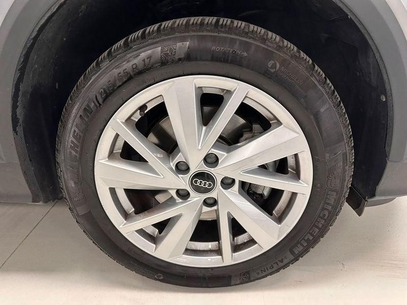 Audi Q2 35 2.0 tdi Business plus s-tronic