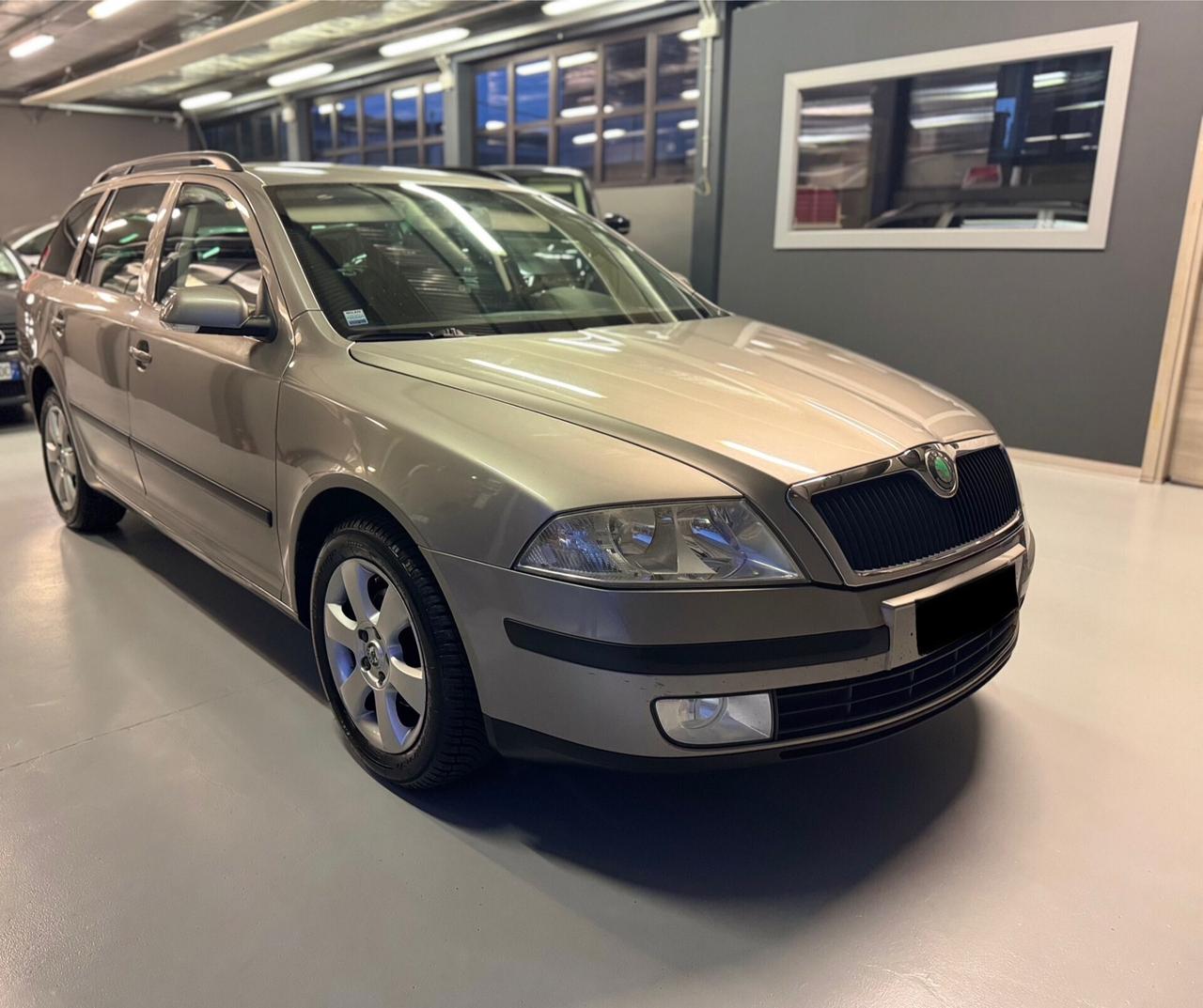 Skoda Octavia 1.6 Wagon Comfort