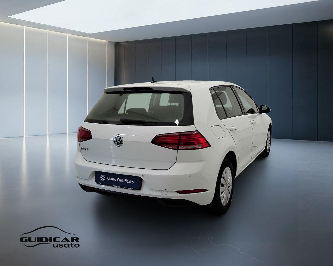VOLKSWAGEN Golf VII 2017 5p - Golf 5p 1.0 tsi Trendline 85cv
